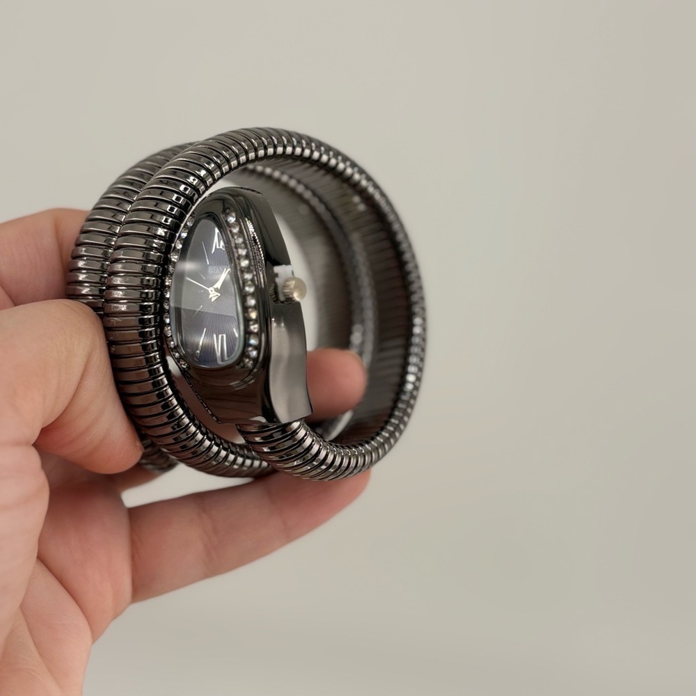 Serpenti Wrap Bracelet Watch – Black-Gray Tone / Dark Blue Dial ✨ - Picture 10 of 15